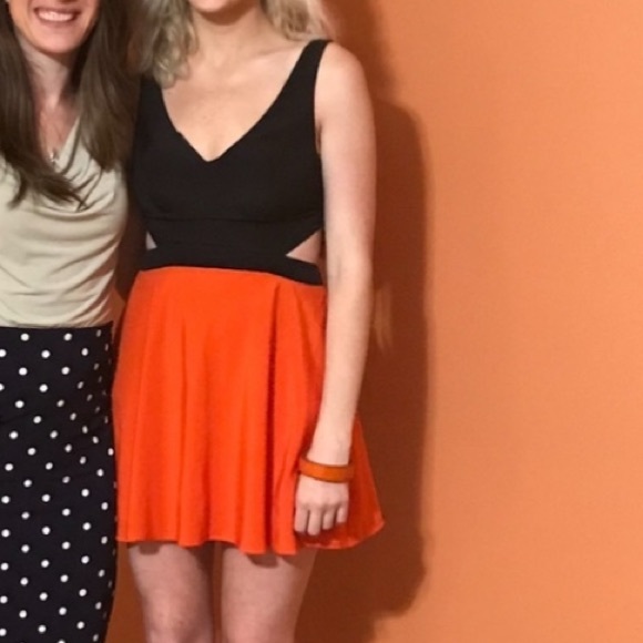 Guess Marciano Cut Out Dress - Picture 1 of 8